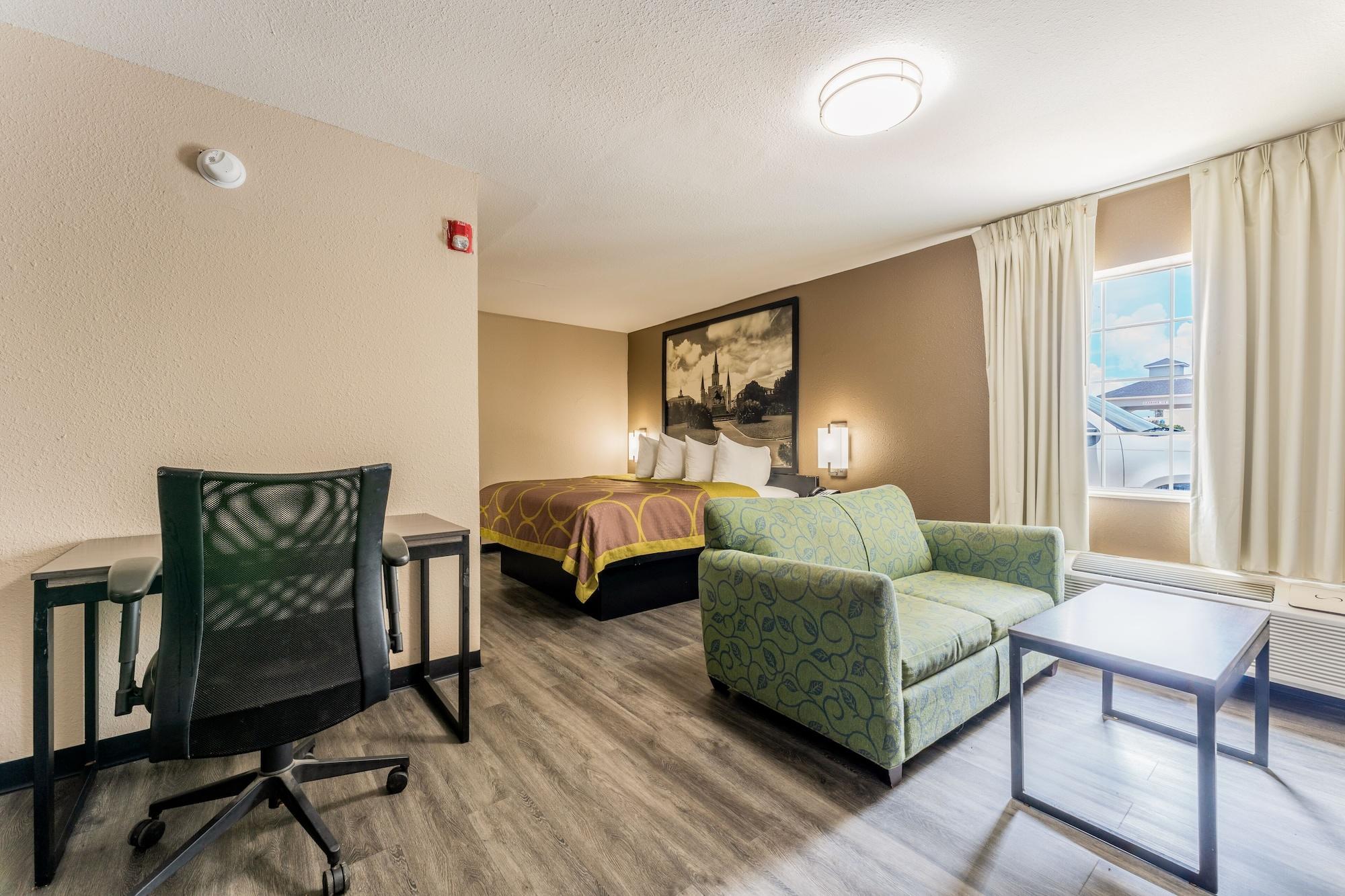 Super 8 By Wyndham Lake Charles Northeast Экстерьер фото